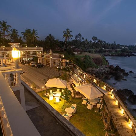State Beach Resort And Spa Cananor Exterior foto