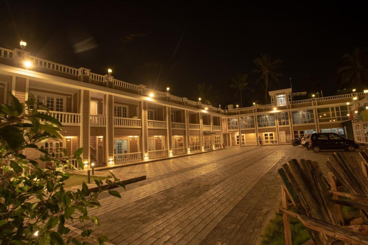 State Beach Resort And Spa Cananor Exterior foto