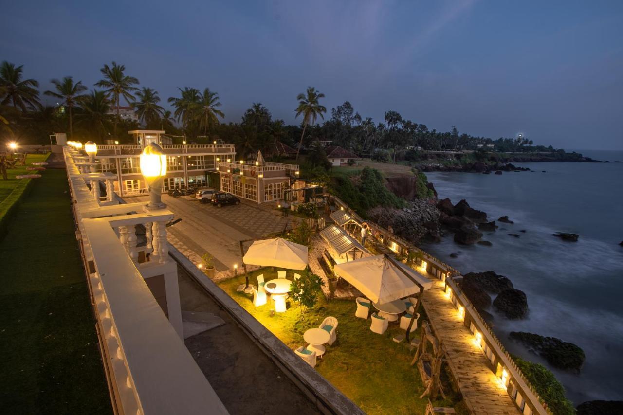 State Beach Resort And Spa Cananor Exterior foto