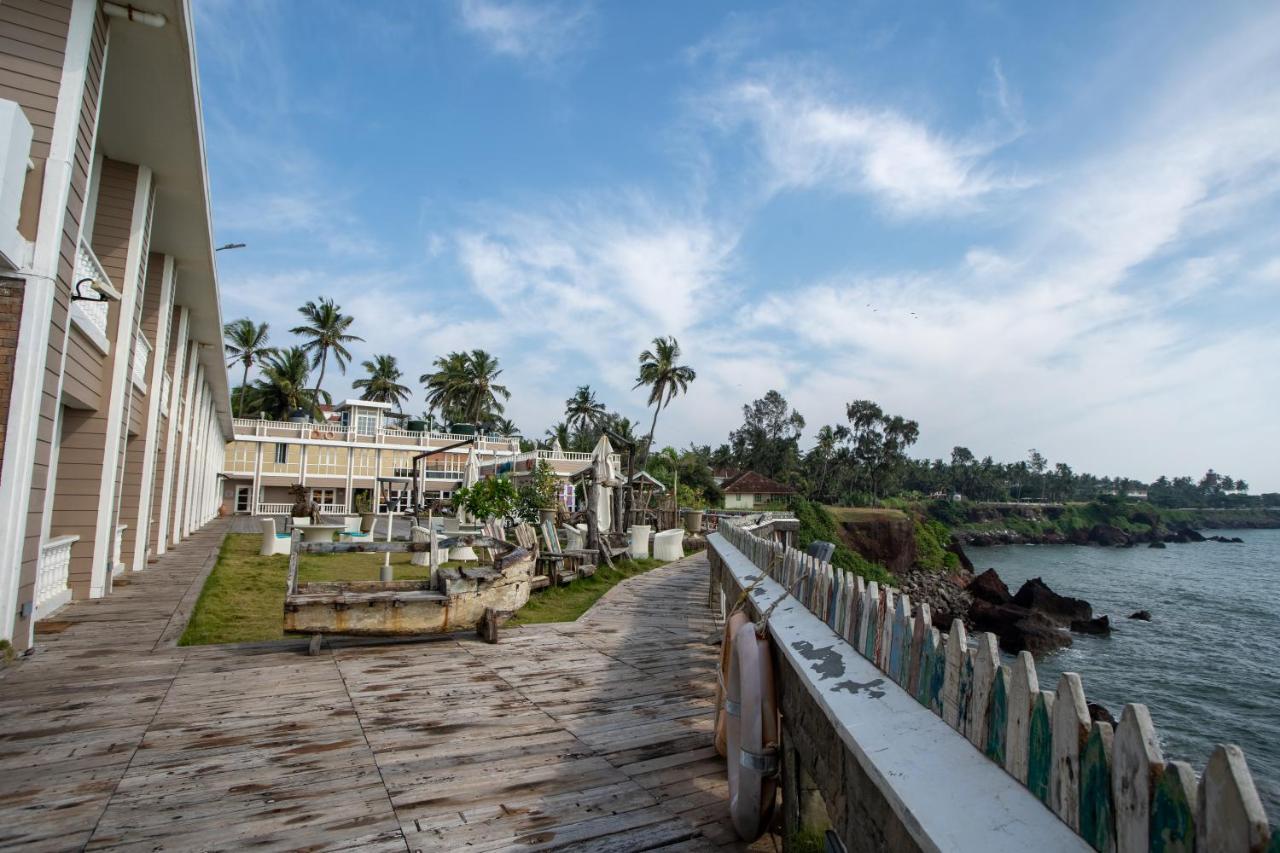 State Beach Resort And Spa Cananor Exterior foto